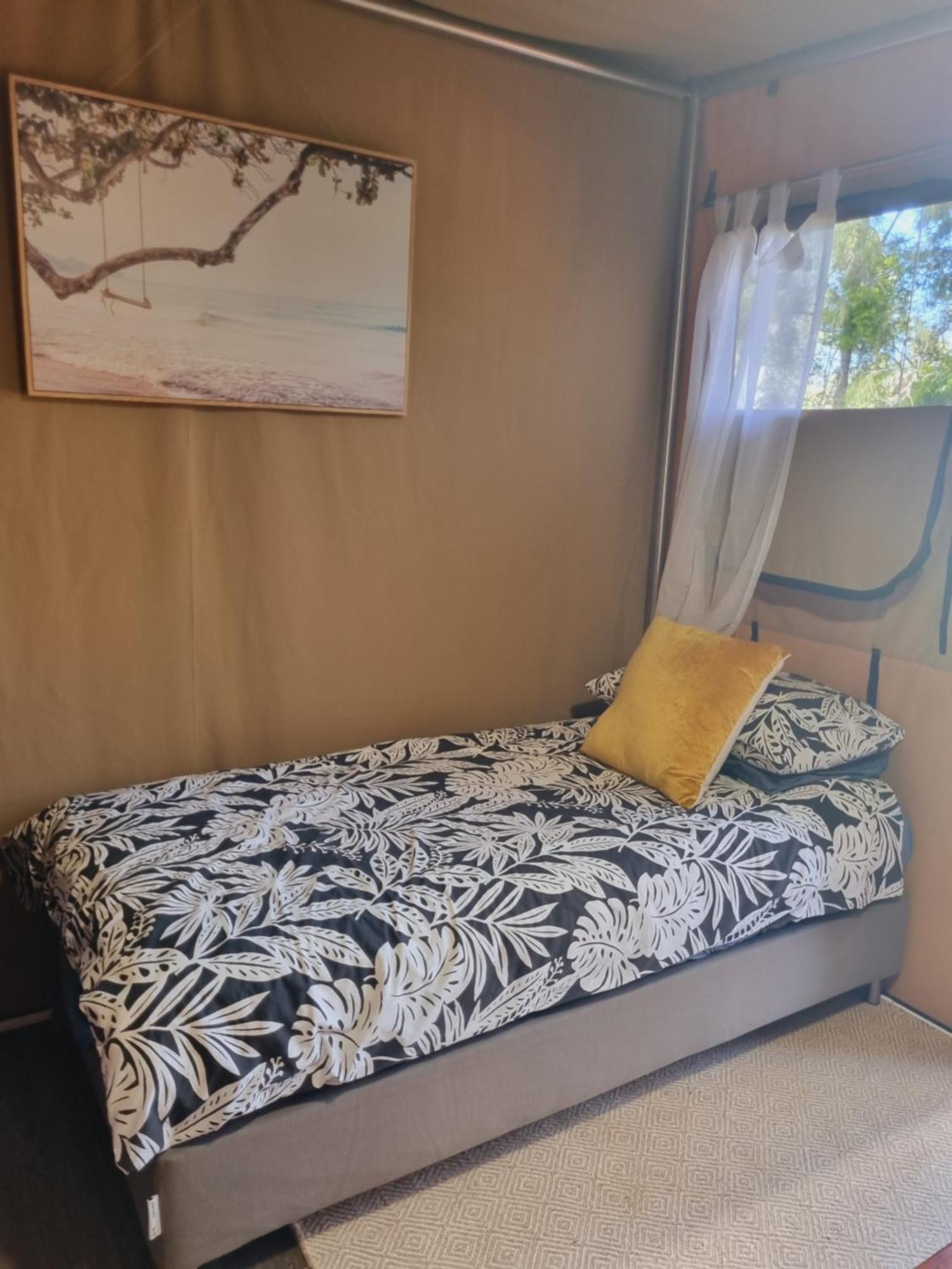 Birdsong Retreat - On Lamb Island Bed & Breakfast Karragarra Island Стая снимка